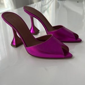 Amina Muaddi metallic leather sandals. Pink Metallic. Brand New Never Worn